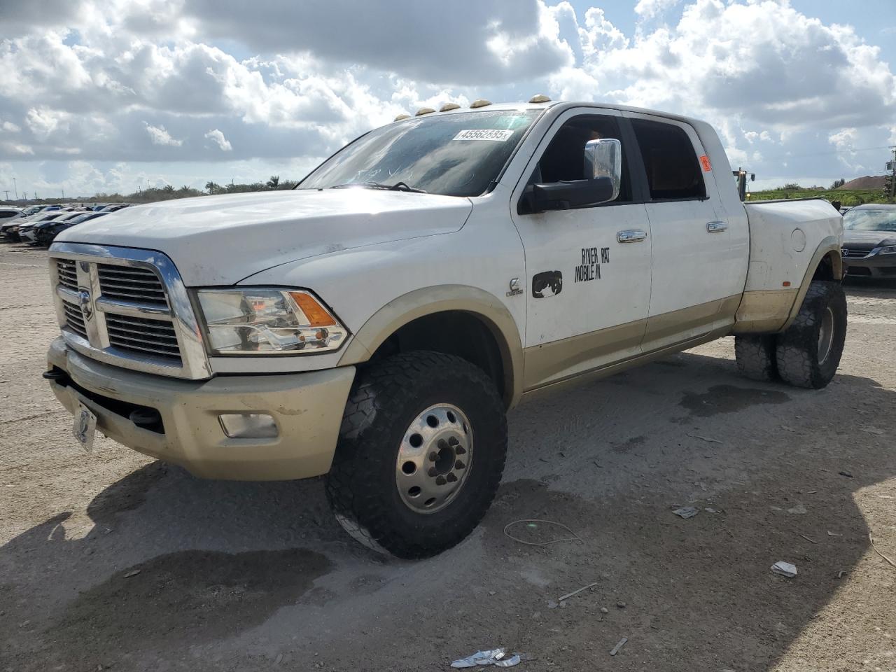 DODGE RAM 3500 LONGHORN