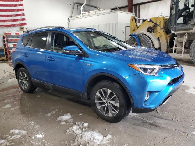 Vin: jtmrjrev6hd063282, lot: 44790585, toyota rav4 le 20174