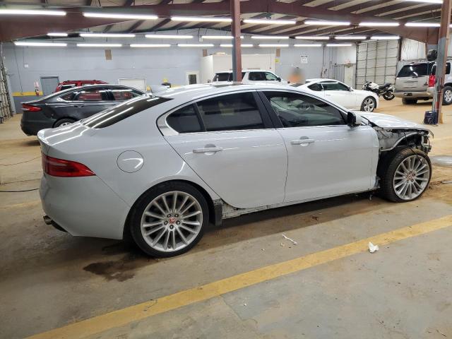 2018 JAGUAR XE PORTFOL SAJAN4EVXJCP17542