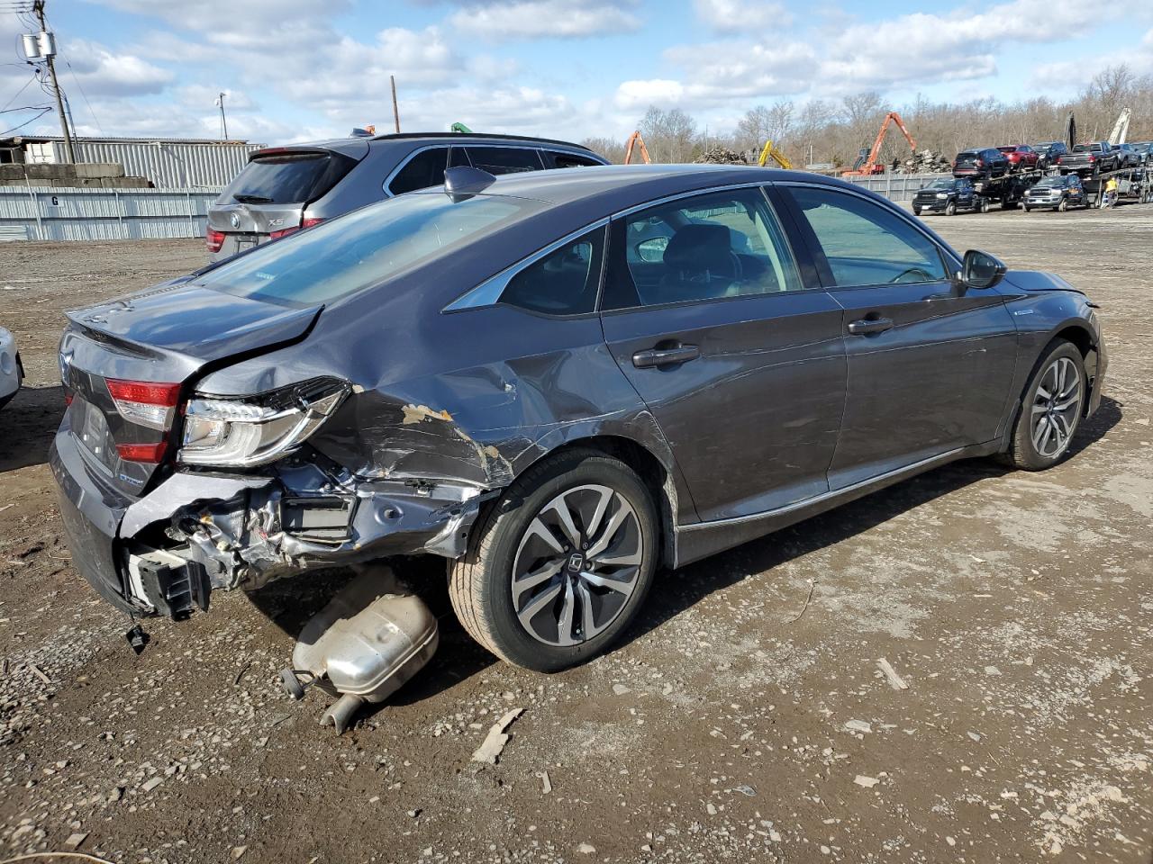 2022 HONDA ACCORD HYB 2.0L 4 , VIN: 1HGCV3F56NA025331