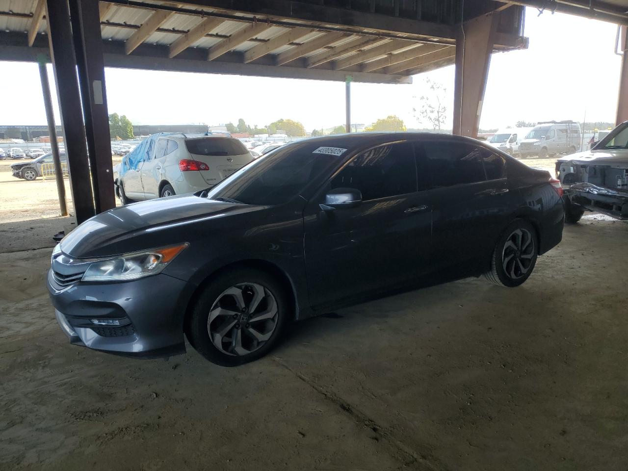 1HGCR3F86HA042522 HONDA ACCORD EXL 2017