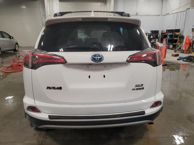 2018 TOYOTA RAV4 HV LE JTMRJREV9JD229526