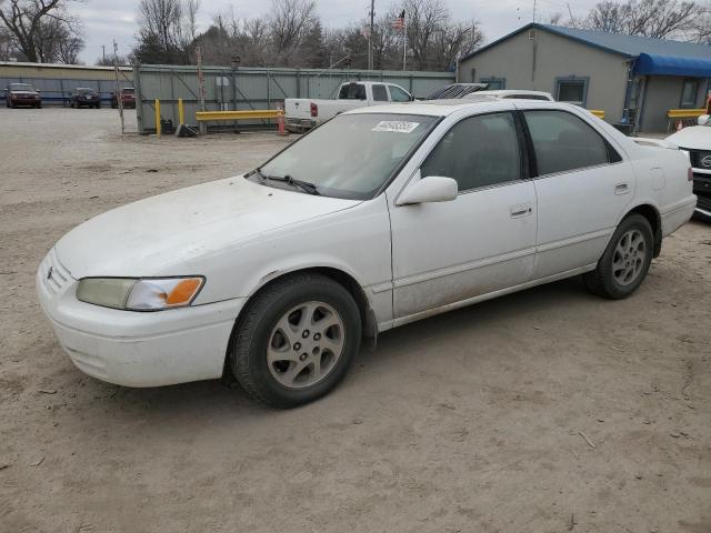 TOYOTA CAMRY CE