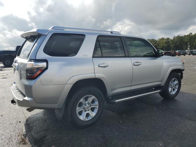 2017 TOYOTA 4RUNNER SR - JTEZU5JR8H5157601
