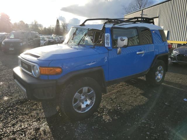 TOYOTA FJ CRUISER