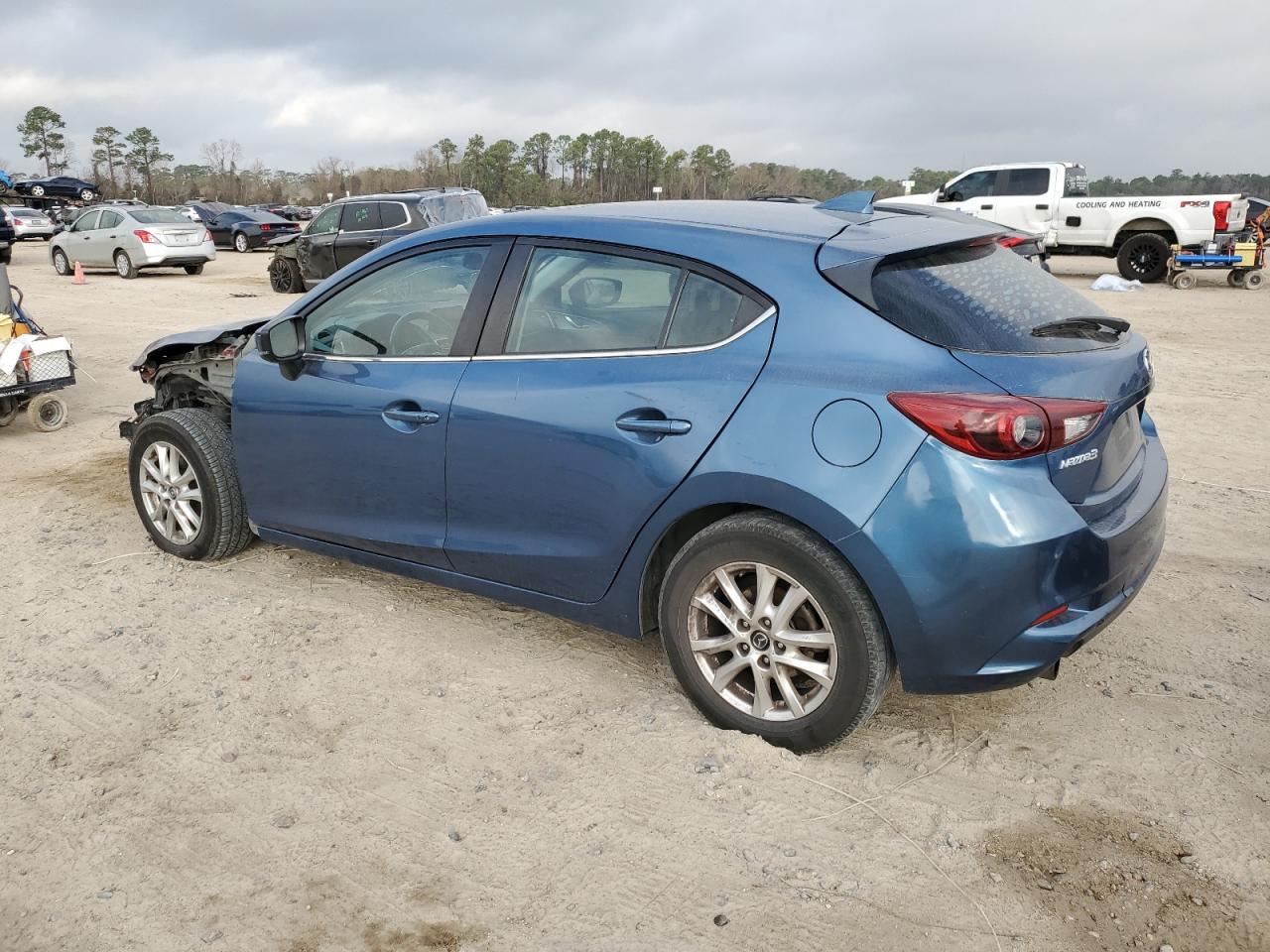MAZDA 3 GRAND TOURING