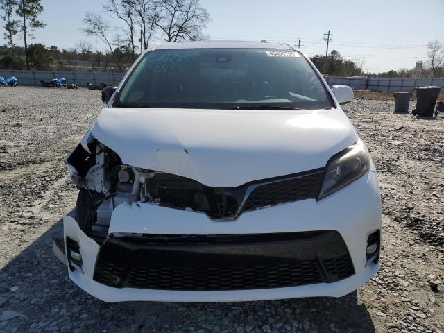 2018 TOYOTA SIENNA SE 5TDXZ3DC8JS949112