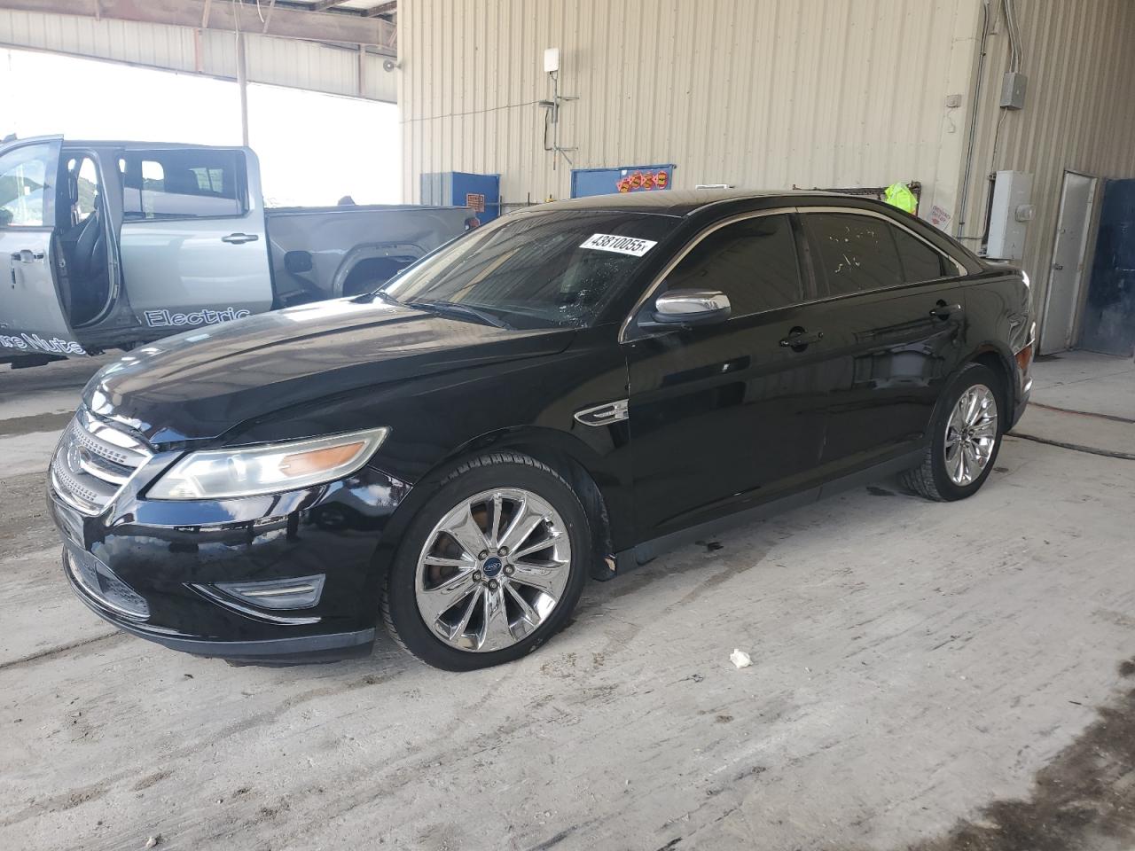  Salvage Ford Taurus