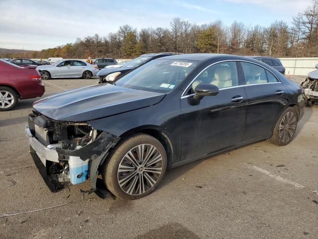 MERCEDES-BENZ CLA 250 4M