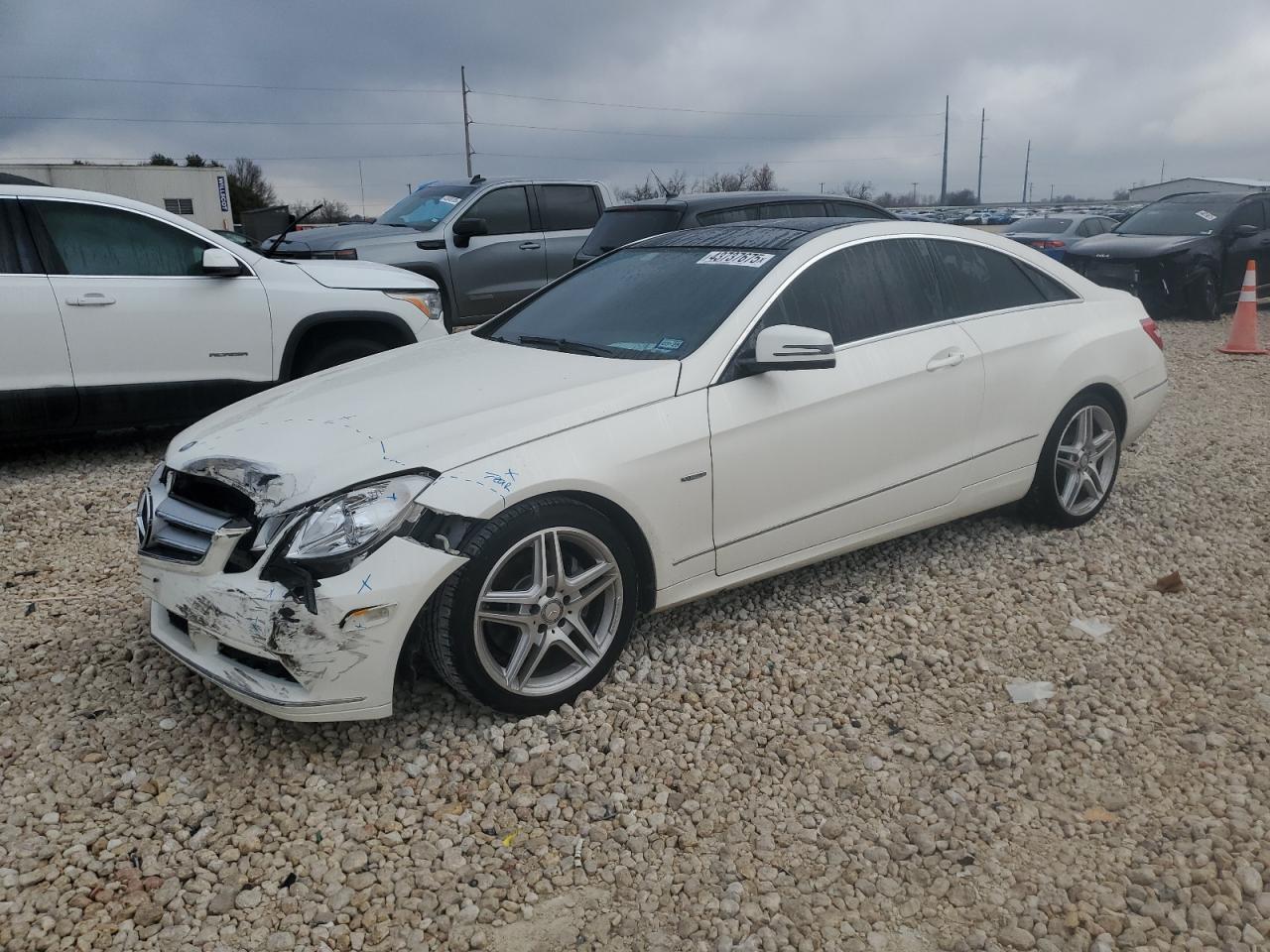  Salvage Mercedes-Benz E-Class