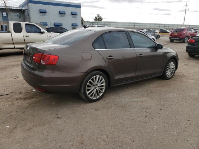 VOLKSWAGEN JETTA TDI 2013 brown  diesel 3VWLL7AJ1DM390126 photo #4