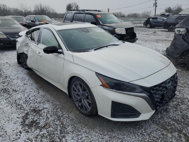 Vin: 1n4al4cv2rn416731, lot: 46153425, nissan altima sr 20244