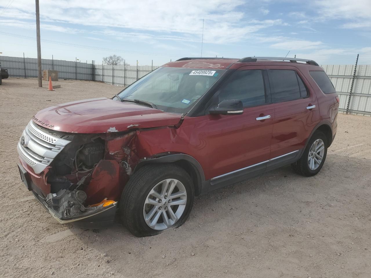  Salvage Ford Explorer