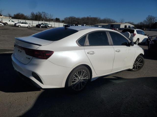 Vin: 3kpf54ad8ne439210, lot: 44327405, kia forte gt line 20223