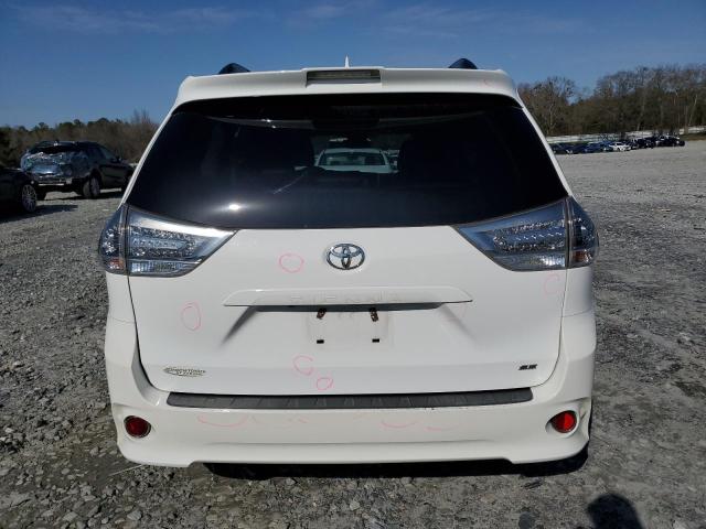 2018 TOYOTA SIENNA SE 5TDXZ3DC8JS949112