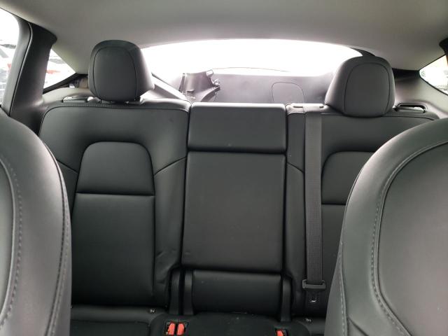 2024 TESLA MODEL Y 7SAYGDEEXRA222103