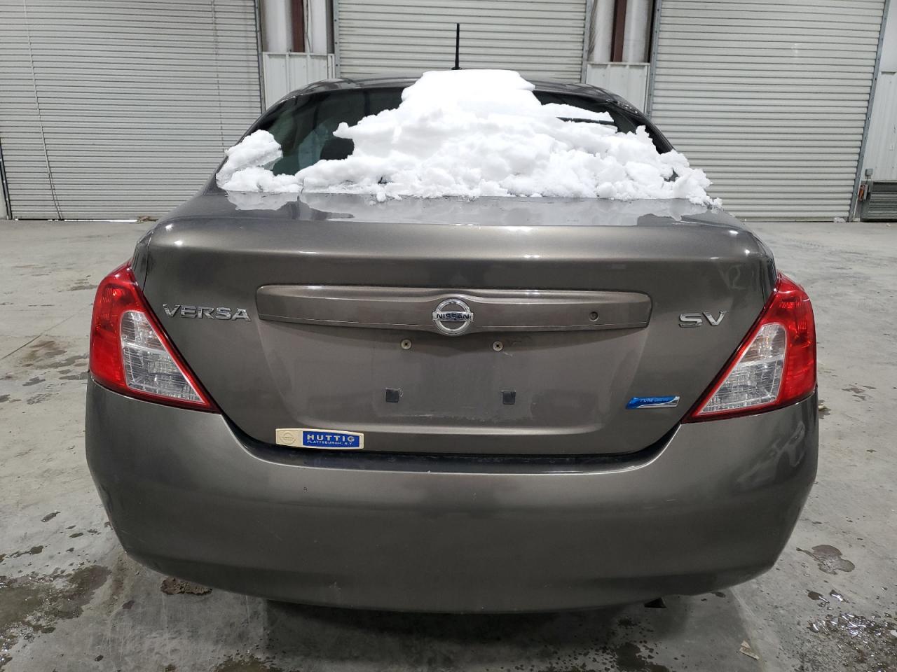 NISSAN VERSA S
