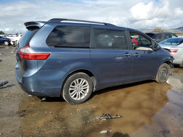 TOYOTA SIENNA XLE 2015 blue  gas 5TDYK3DC9FS655198 photo #4