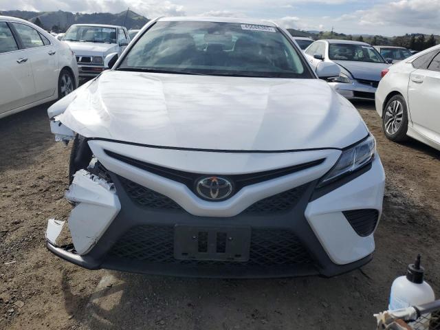2018 TOYOTA CAMRY L - 4T1B11HK2JU677770