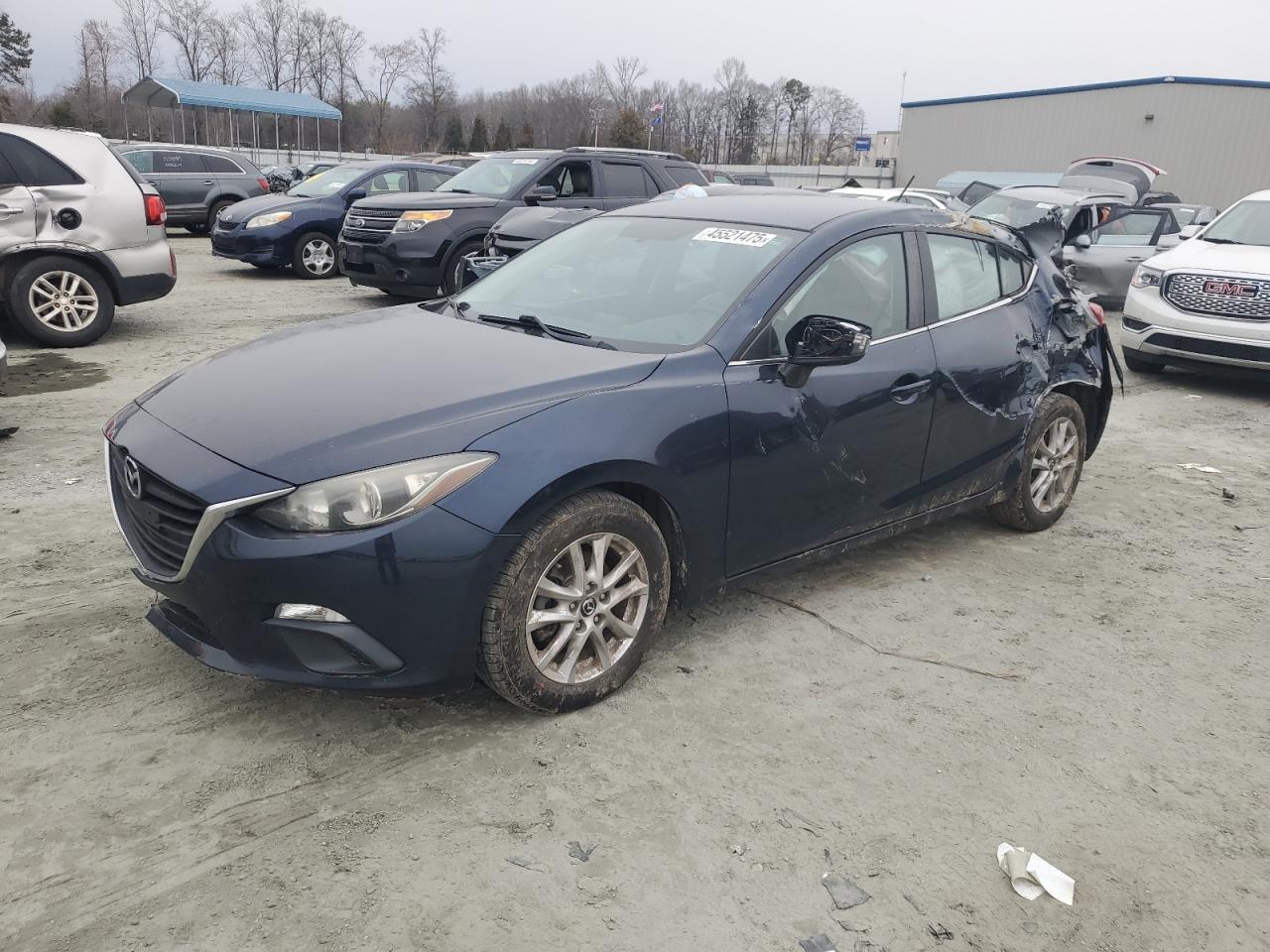 MAZDA 3 TOURING