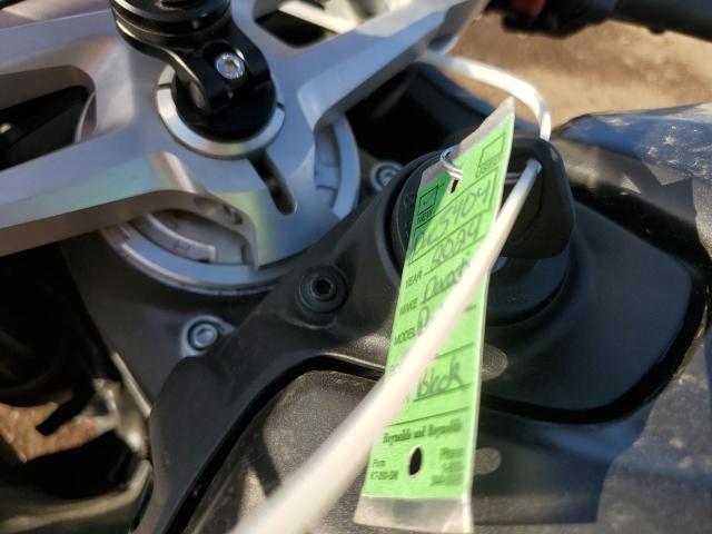 2024 DUCATI PANIGALE V ZDMHAATW4RB015404