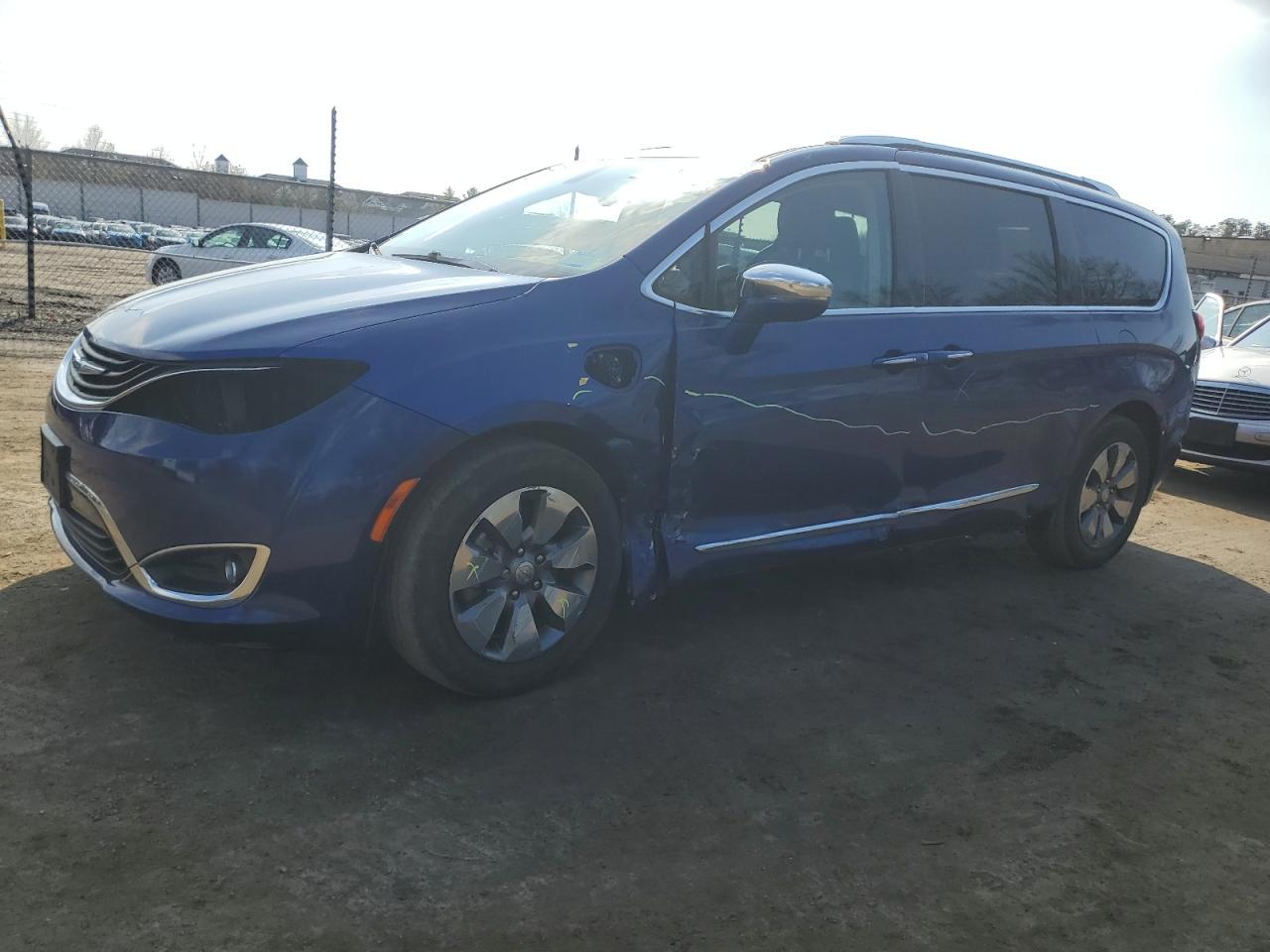 2C4RC1N78JR276329 CHRYSLER PACIFICA H 2018
