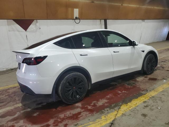 2024 TESLA MODEL Y 7SAYGDEE0RA276512