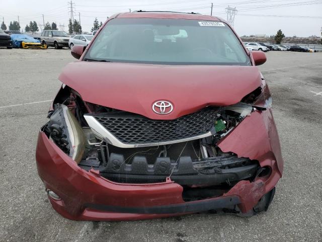 2017 TOYOTA SIENNA SE 5TDXZ3DC0HS800154