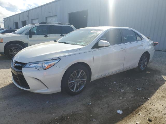 TOYOTA CAMRY LE 2015 white  gas 4T1BF1FK9FU044789 photo #1