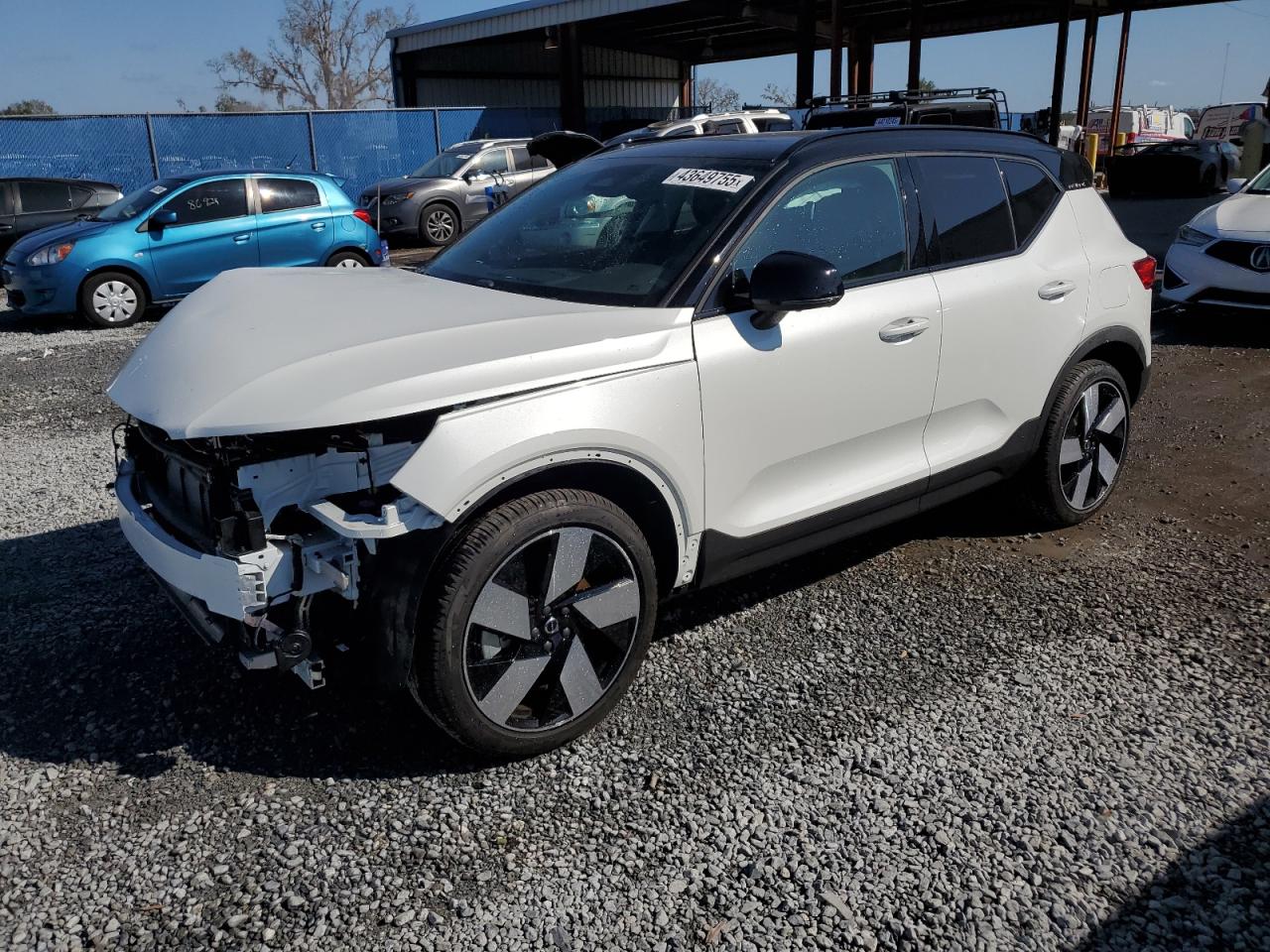 VOLVO XC40 RECHARGE PLUS