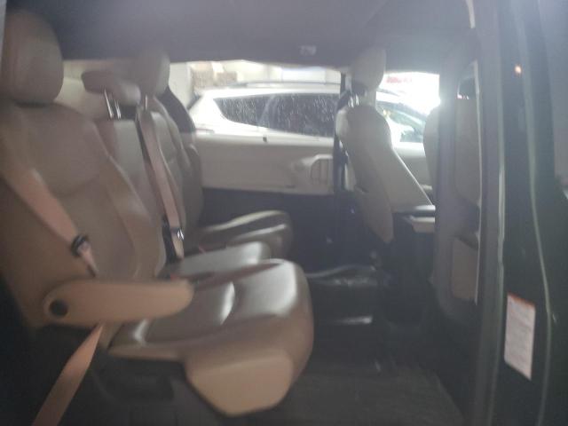 2021 TOYOTA SIENNA XLE 5TDYRKEC8MS026985