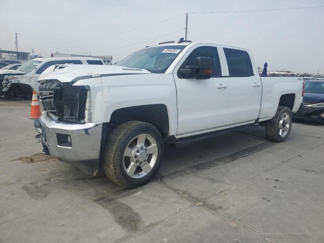 CHEVROLET SILVERADO 2018 white  diesel 1GC1KVEY3JF110680 photo #1