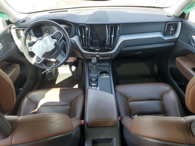 2018 VOLVO XC60 T6 MO YV4A22RK4J1044185