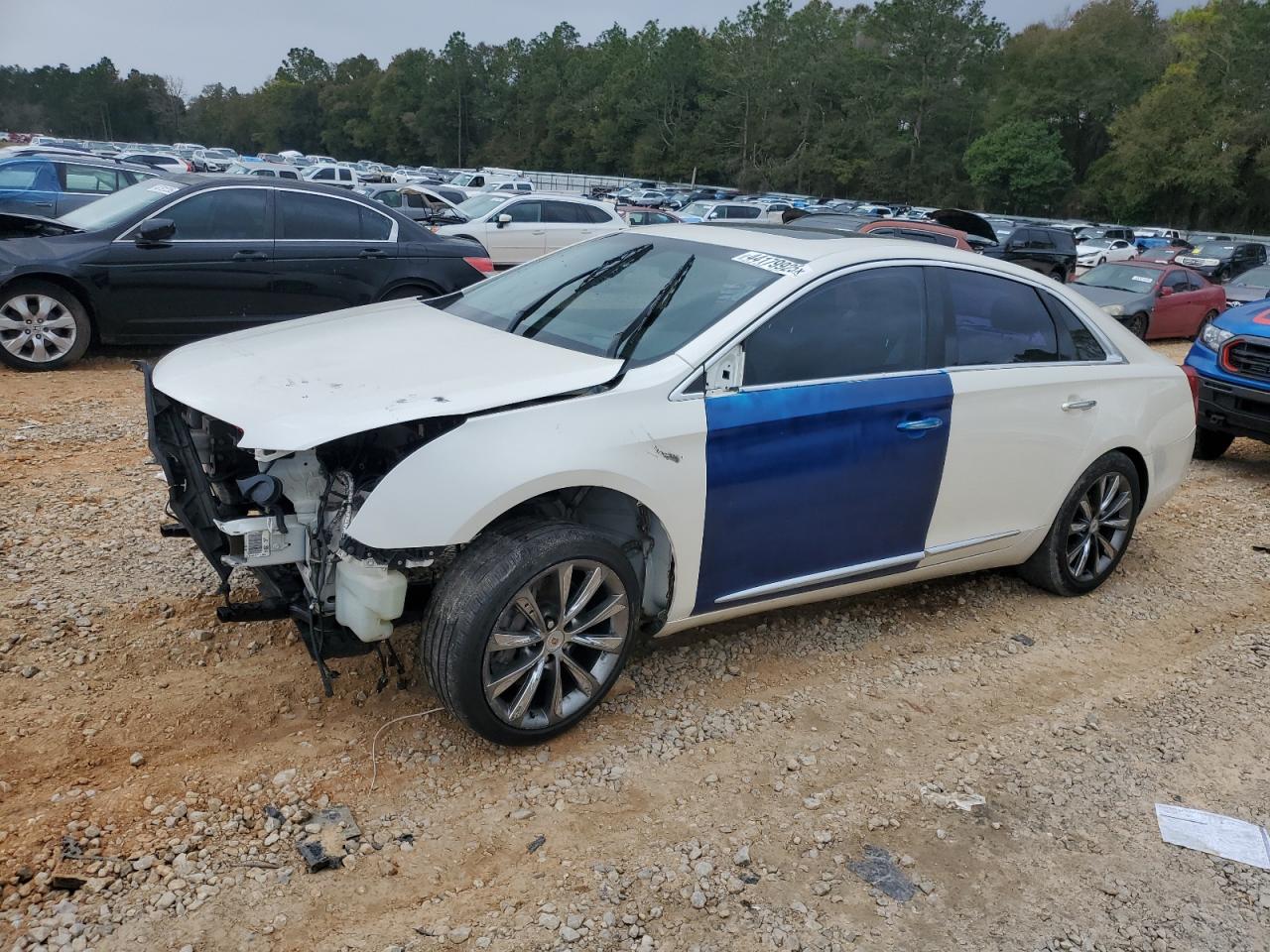 CADILLAC XTS PREMIUM COLLECTION