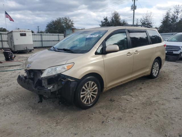 Vin: 5tdyk3dc3cs256508, lot: 44224795, toyota all models xle 2012 img_1
