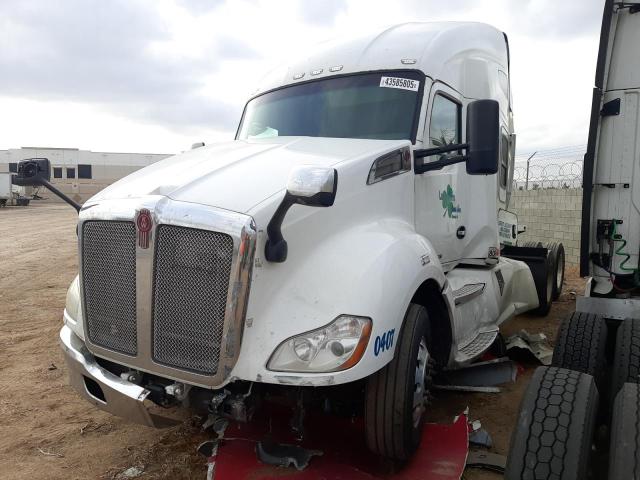 KENWORTH CONSTRUCTI 2017 white tractor diesel 1XKYD48X9HJ165037 photo #3