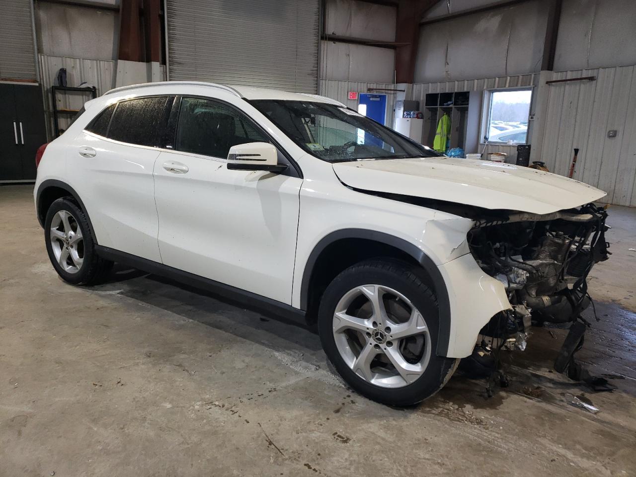 MERCEDES-BENZ GLA-CLASS 2018