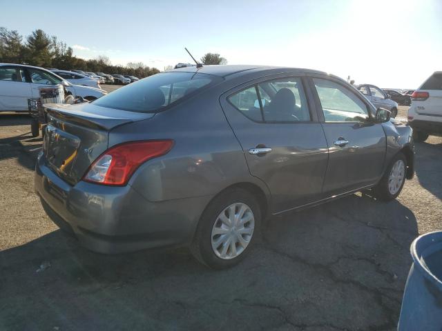 NISSAN VERSA S 2018 gray  gas 3N1CN7AP8JL862540 photo #4