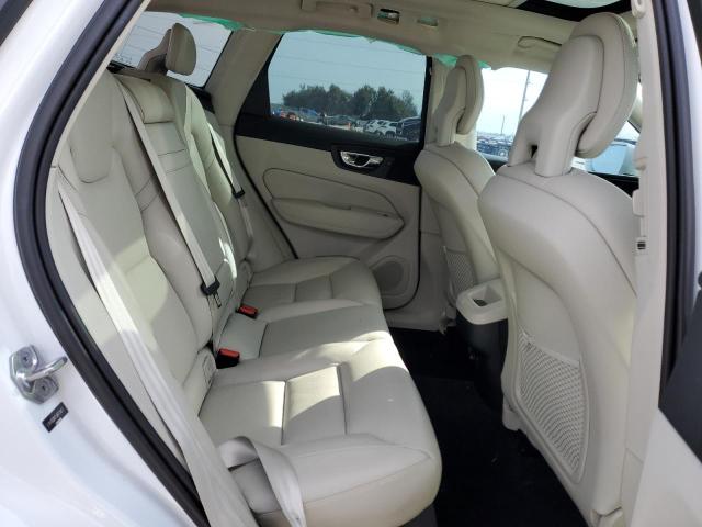 2018 VOLVO XC60 T5 LYV102RK1JB073872