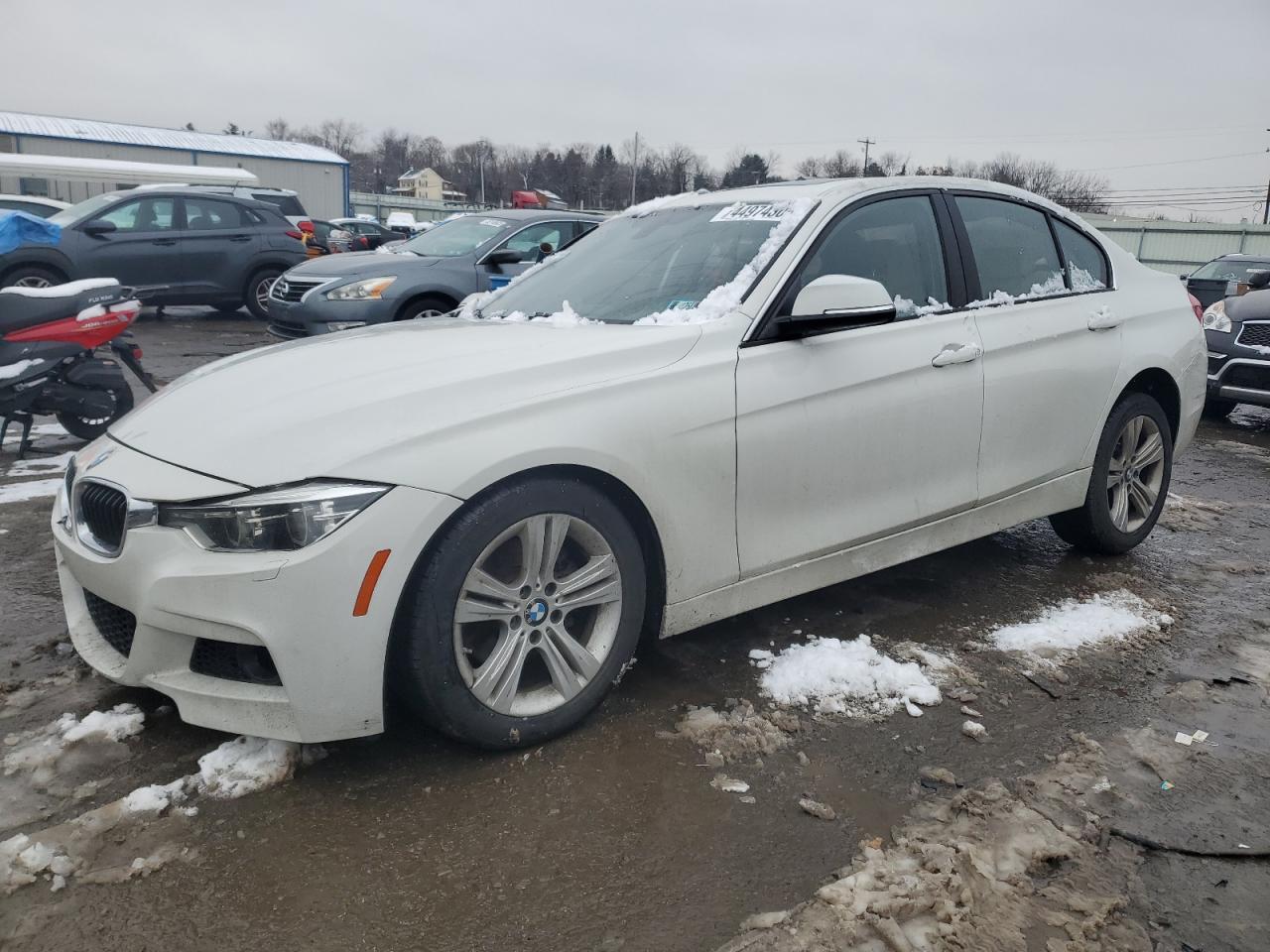 WBA8D9G53JNU66794 BMW 330 XI 2018