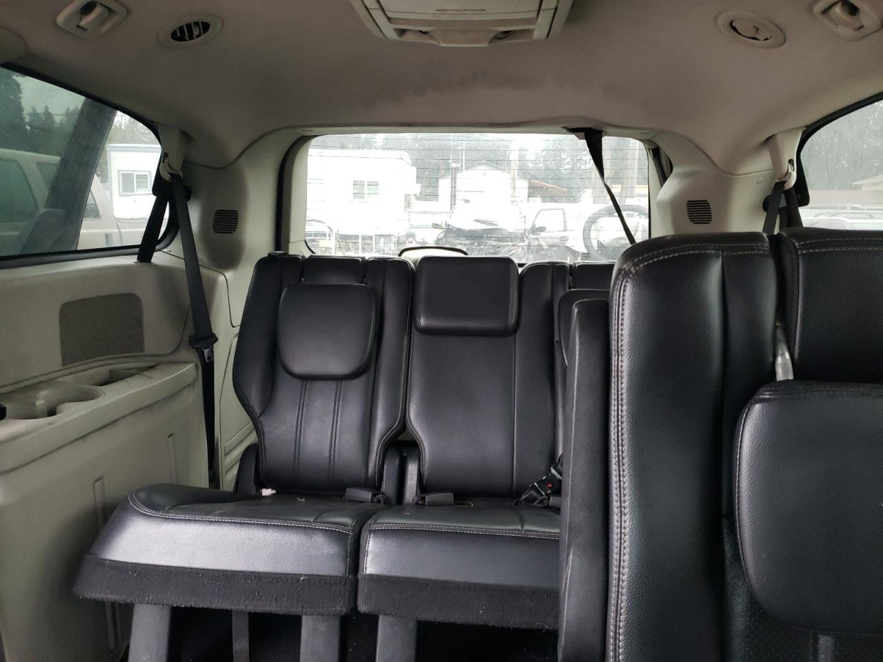 CHRYSLER TOWN & COUNTRY TOURING