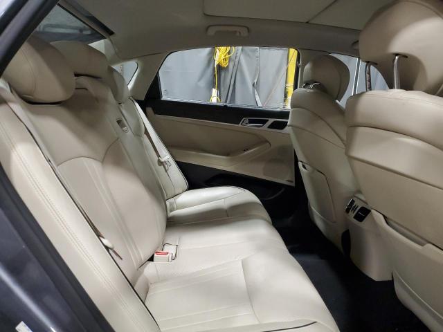 2016 HYUNDAI GENESIS 3. - KMHGN4JE0GU142378