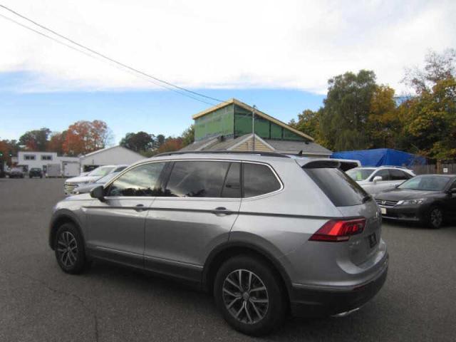 VOLKSWAGEN TIGUAN SE 2020 silver  gas 3VV2B7AX9LM020855 photo #4