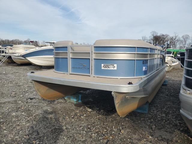 BENNINGTON MARINE BOAT 2018 blue   ETWF0192H718 photo #3