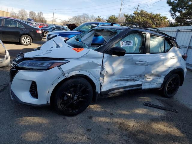 NISSAN KICKS SR