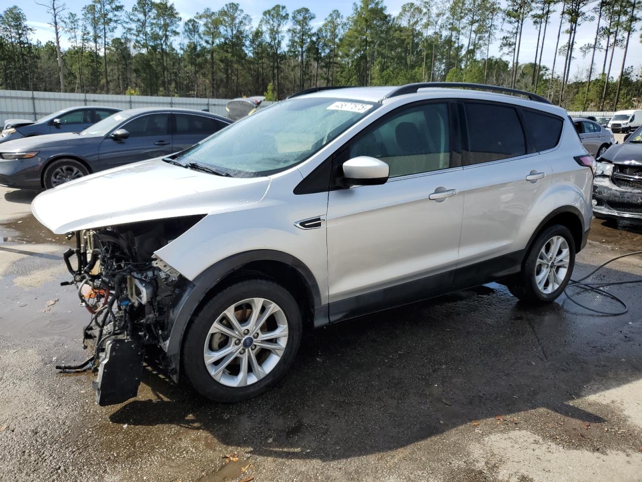 1FMCU0GDXJUB28617 FORD ESCAPE SE 2018