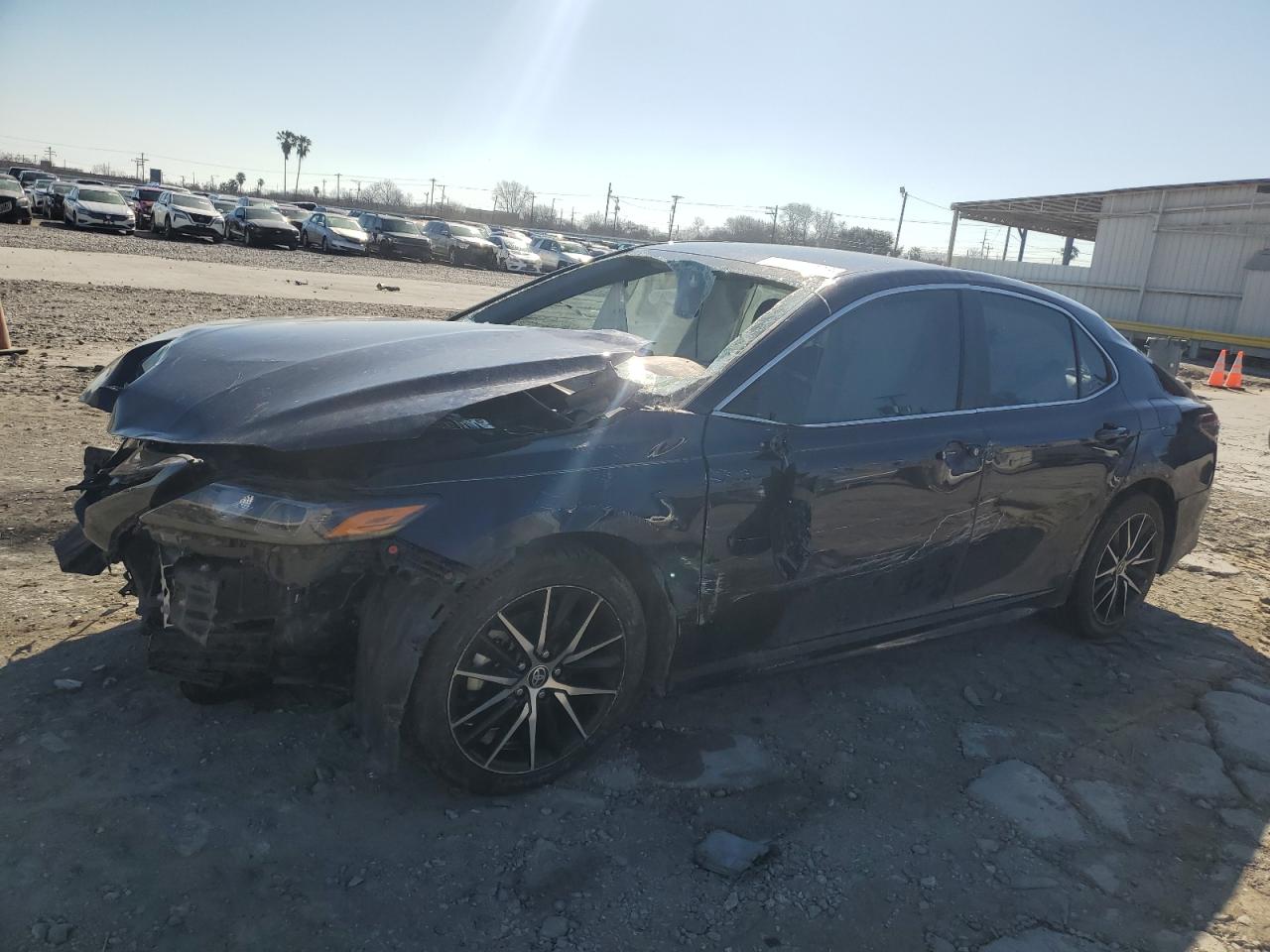 TOYOTA CAMRY SE