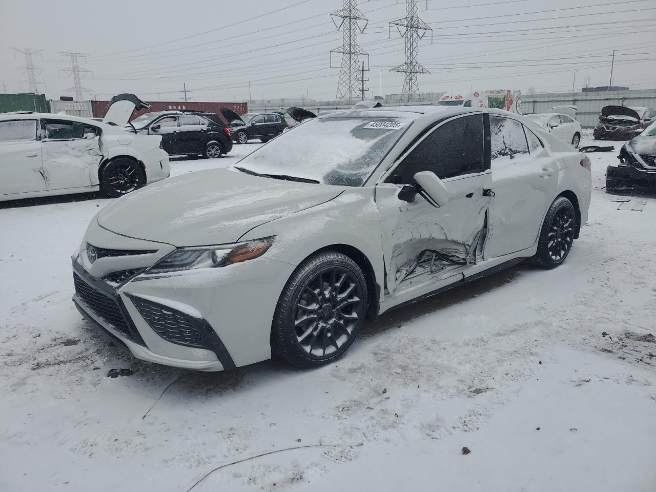 TOYOTA CAMRY XSE