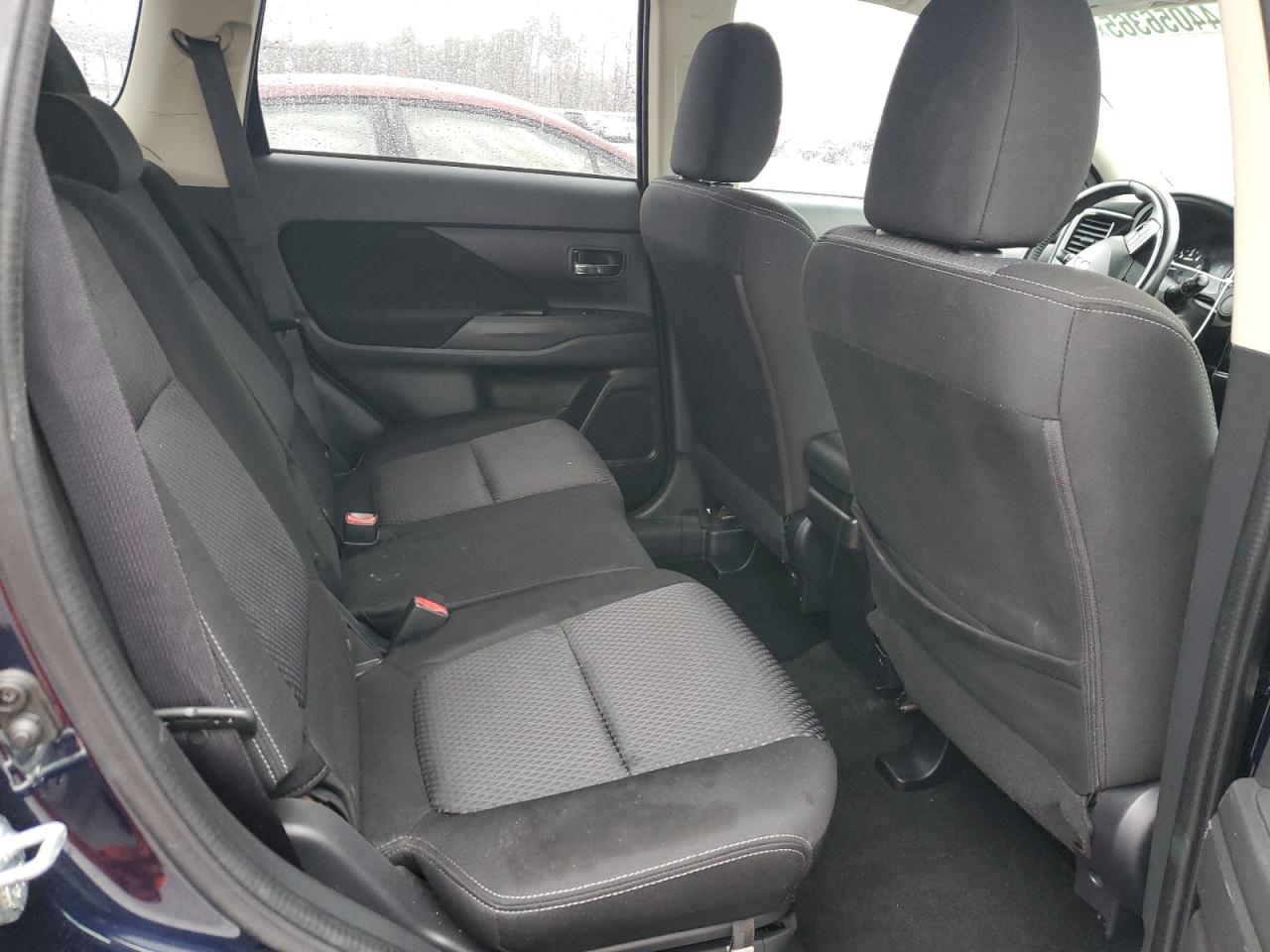 Mitsubishi Outlander 2017