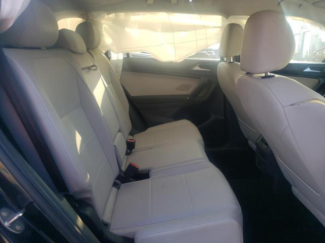 2018 VOLKSWAGEN TIGUAN SE - 3VV2B7AX7JM141526